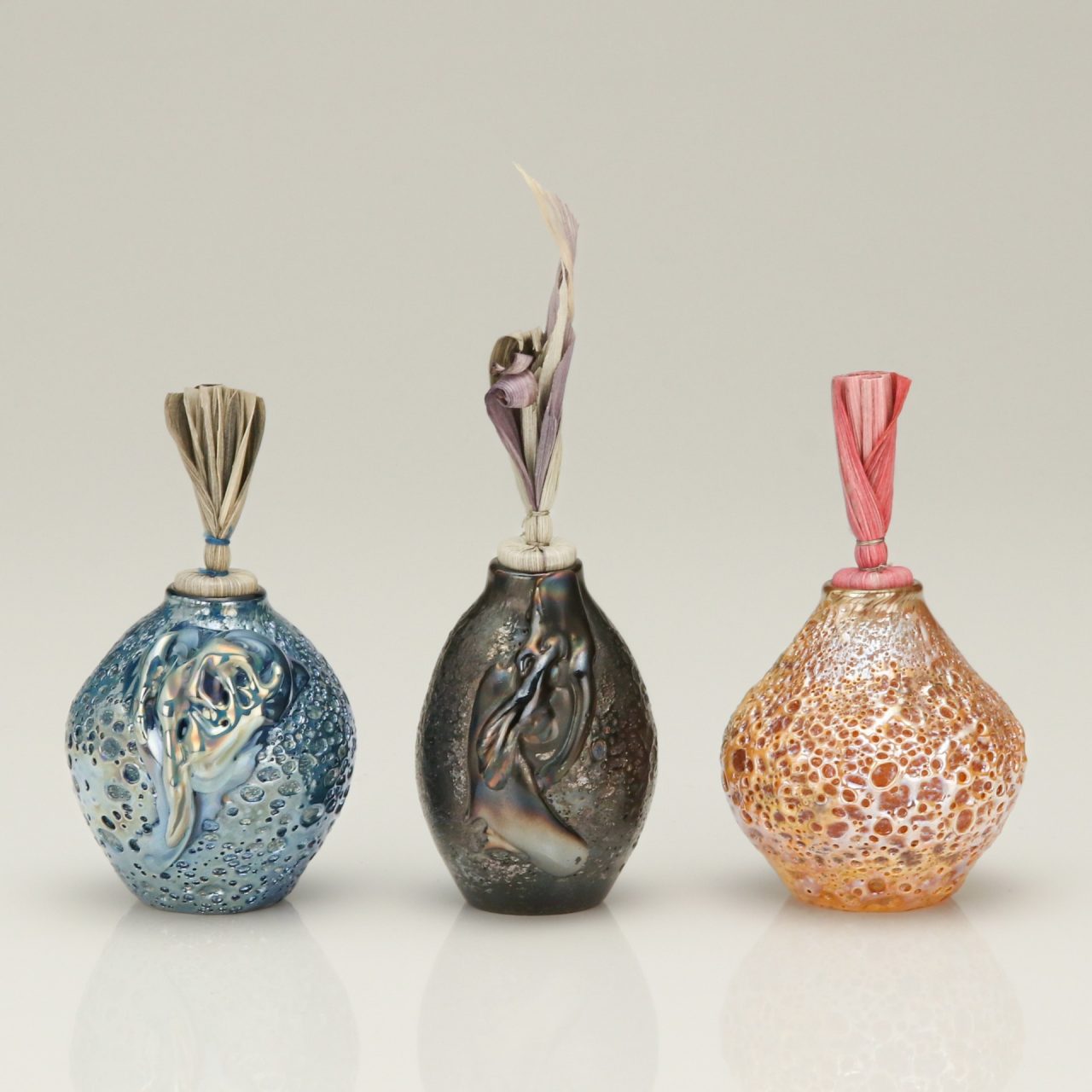 色絵ねむの木花器
幅9.1×奥行8.3×高19.7㎝