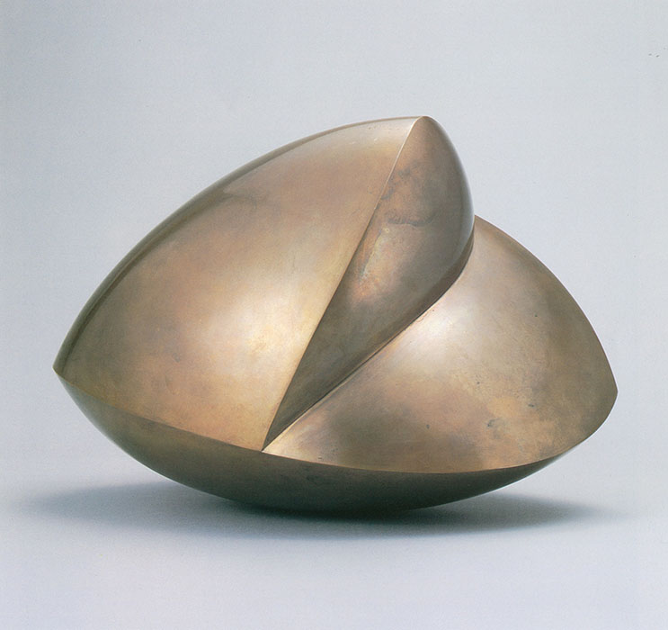 ジャン・アルプ《のんびりする貝》1965年