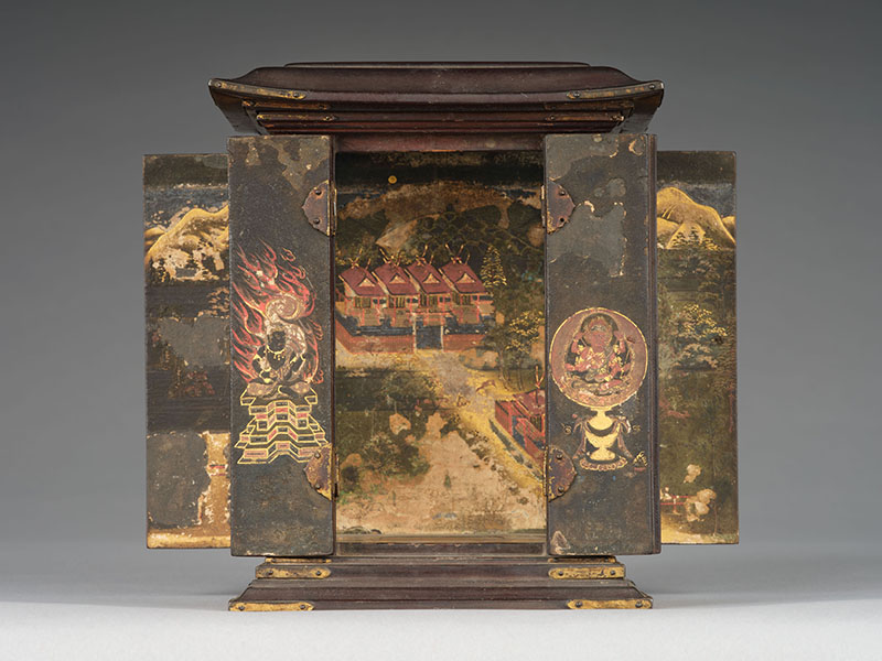 金銅十一面観音坐像および厨子のうち厨子　鎌倉時代（14世紀）静嘉堂蔵　通期展示