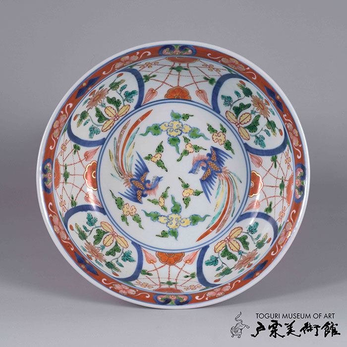 色絵 鳳凰文 鉢　伊万里　江戸時代（17世紀末～18世紀初）口径19.7㎝　戸栗美術館収蔵