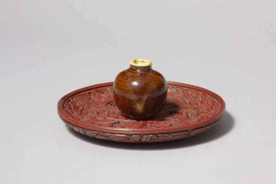 《文琳茶入　銘若草》中国・南宋～元時代（13～14世紀）　泉屋博古館東京