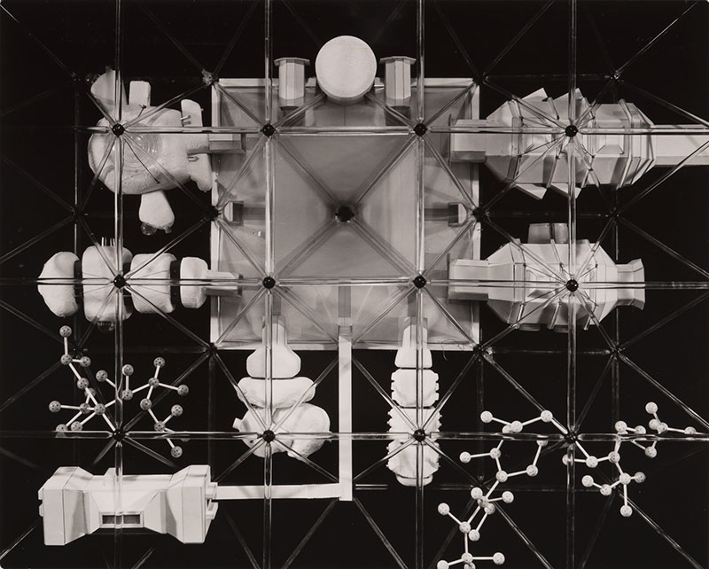黒川紀章《EXPO'70 空中テーマ館[模型写真]》 1968年　(撮影:大橋富夫)　黒川紀章建築都市設計事務所蔵