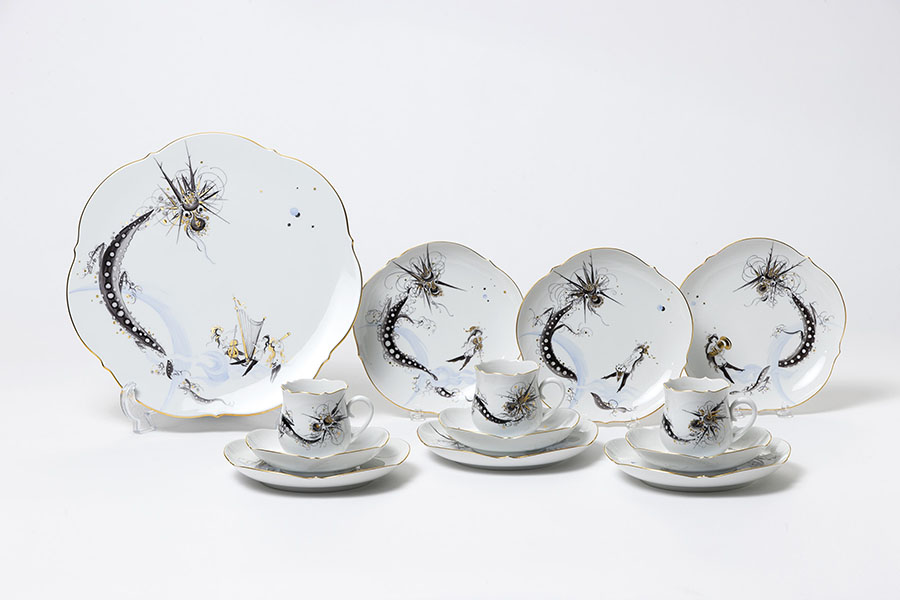 《ドラゴンメロディ》コーヒーサービス　装飾：ハインツ・ヴェルナー　器形：ルードヴィッヒ・ツェプナー　1994年　マイセン　個人蔵