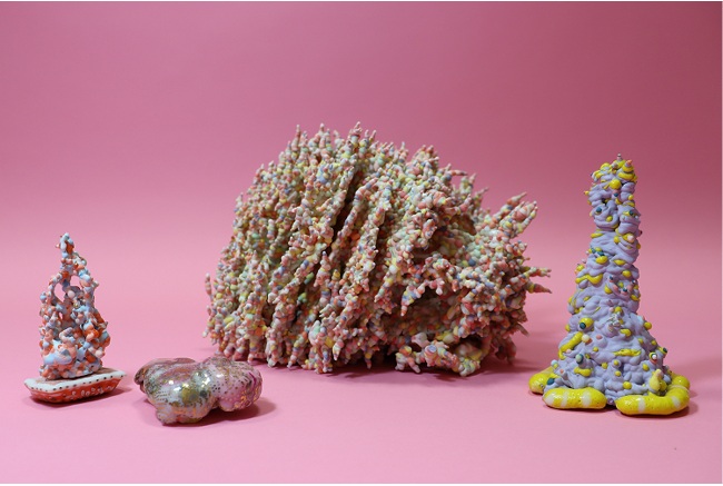 左から 「orange. blue. ptpt-3」 「Broken:01」 「No. 3290- T -4202」 「おいもサンゴ礁おばけ」 すべて陶