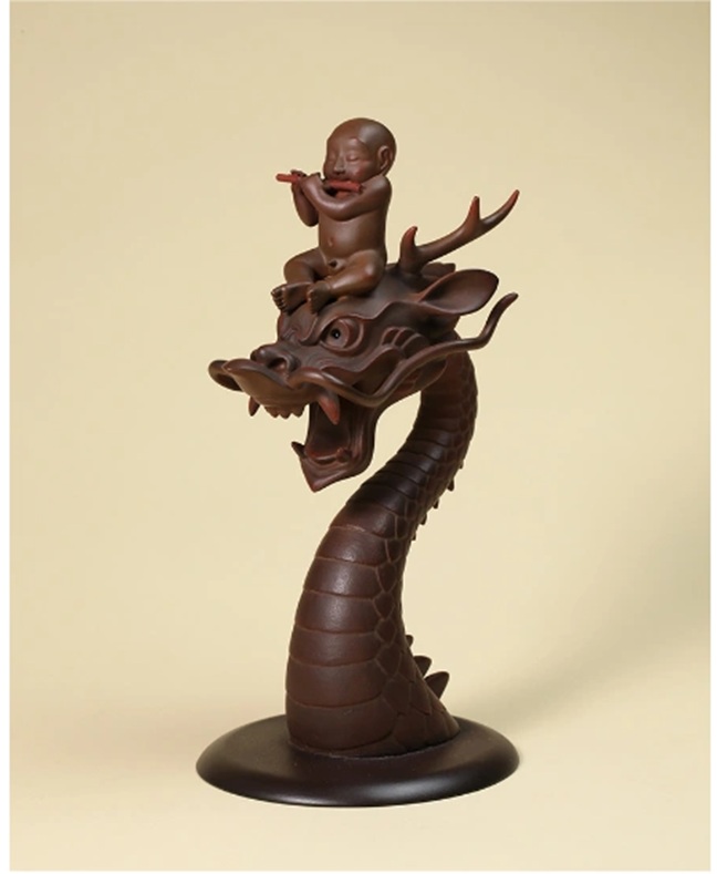 「龍笛童子」 (幅9×奥行9×高さ18cm)