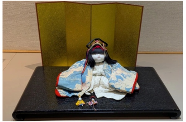 五代目 吉野光宝「ひなで遊ぶかぐや姫」 (幅22×奥行14×高さ15cm)