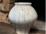 「灰釉鉄紋壺」35×H37㎝