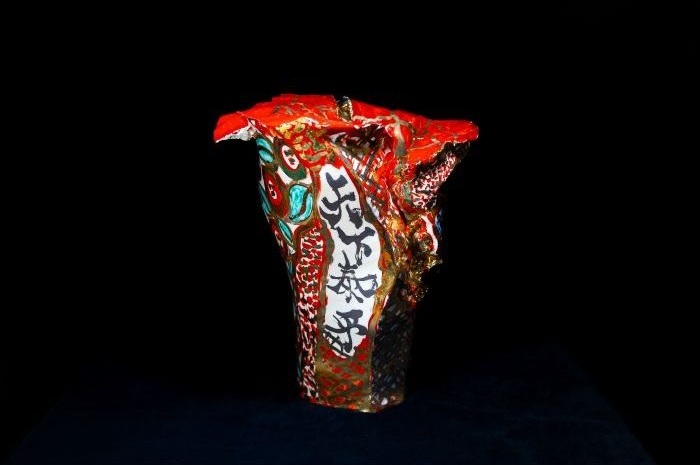 「赤絵金彩大壺」

40×30cm

粘土

2025年