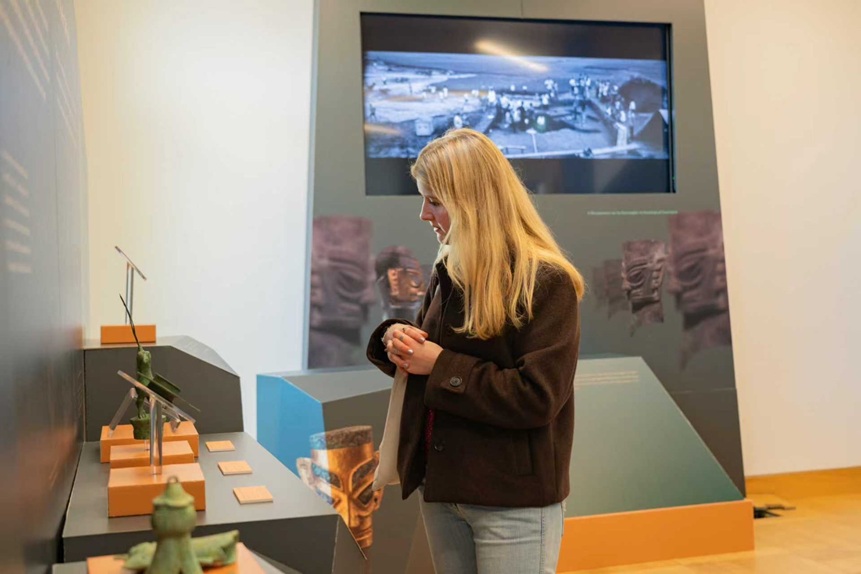 特別展「面具の彼方に――古蜀の光、オックスフォードに輝く」オックスフォード大学美術館