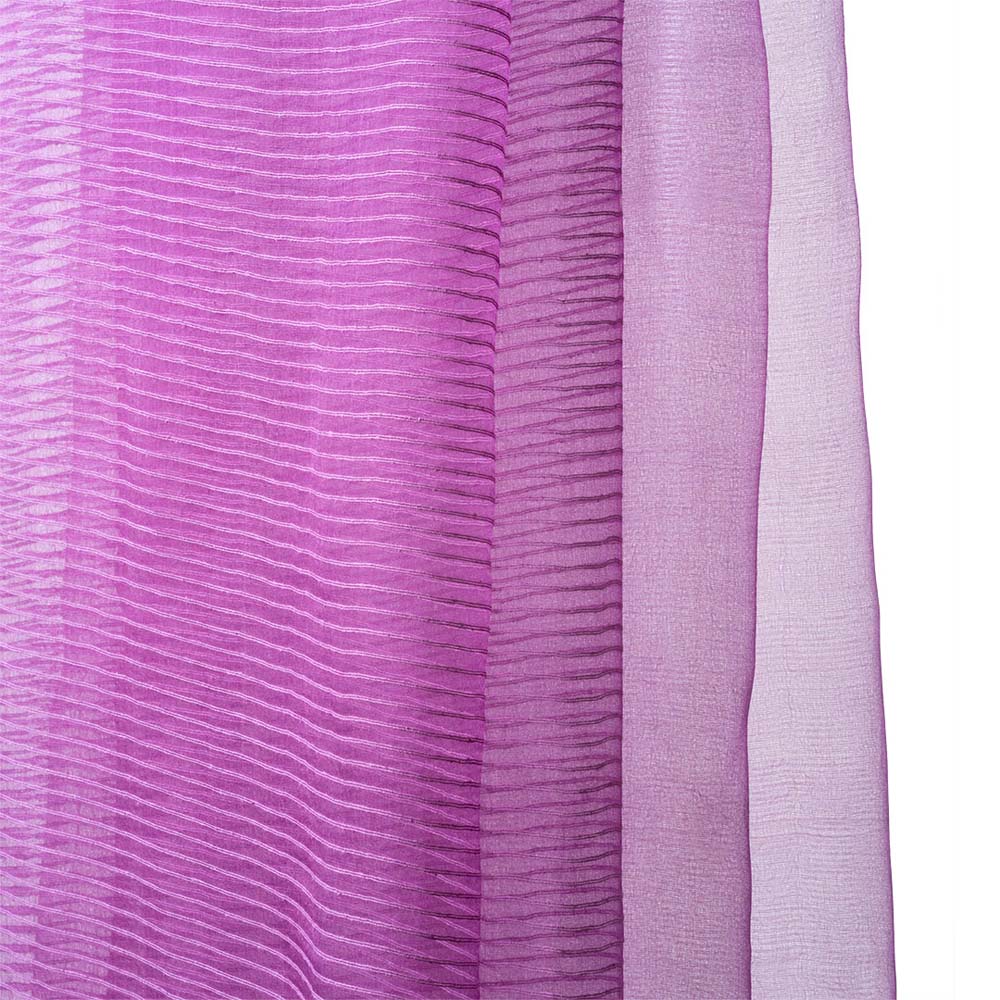 吉岡更紗(染織)
「紫根染生絹ストール」
(2点とも)縦200×75cm