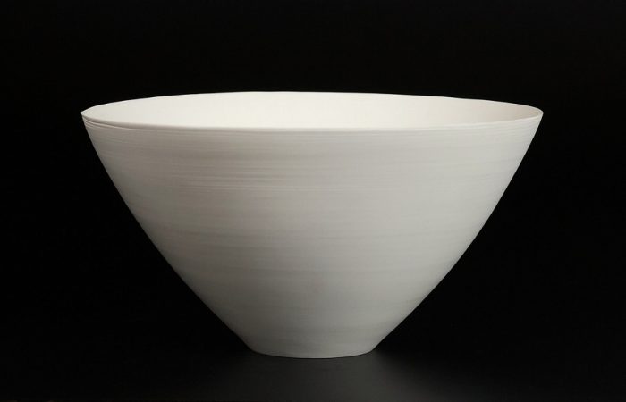 黒田泰蔵 「白磁鉢」　 W25.6 × H13.6 cm
