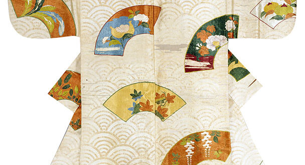 縫箔　白地青海波に扇面散模様　日本・江戸時代　17～18世紀　根津美術館蔵