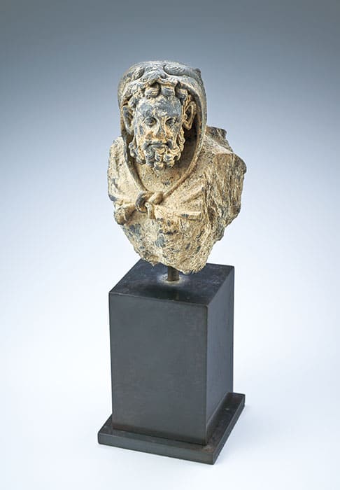 執金剛神像　２～３世紀　ガンダーラ