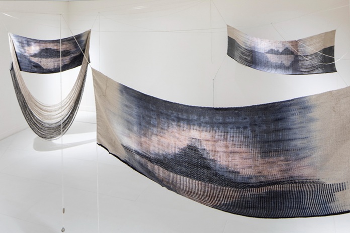 呉 夏枝《海図》 2017-2019　撮影：木暮伸也　画像提供：小山市立車屋美術館

