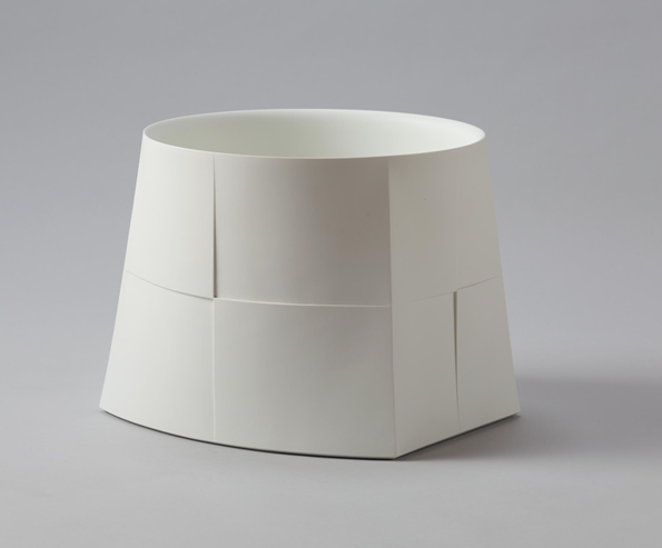 和田 的
白器「ダイ/台」
2017年
当館蔵