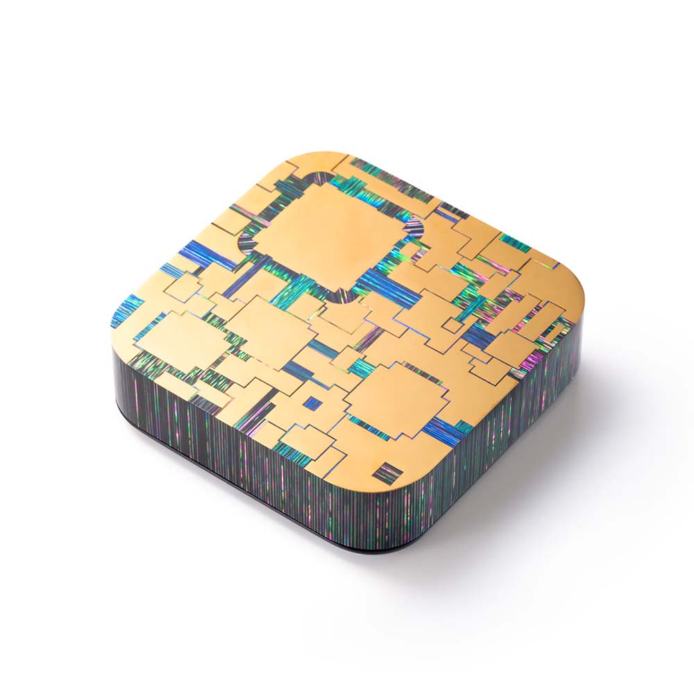 佐野圭亮(漆芸) 螺鈿平分小筐「Enigma Ⅴ」 縦7.6×横7.6×高さ2.2cm