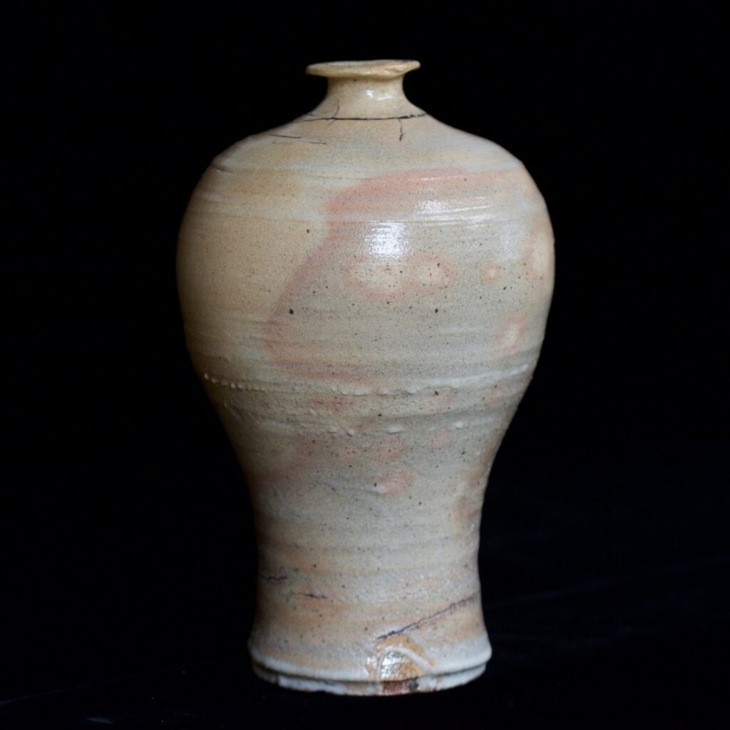 崎陽高麗　梅瓶

φ11.2 ×H18.7㎝