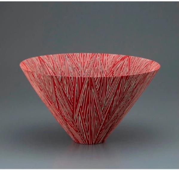 増原嘉央理 「紅白鮮 斜陽」 （径33.5×高さ19cm）