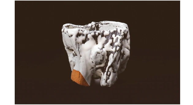 十三代 三輪休雪「エル キャピタン」 （幅16.6×奥行14.4×高さ14.4cm）