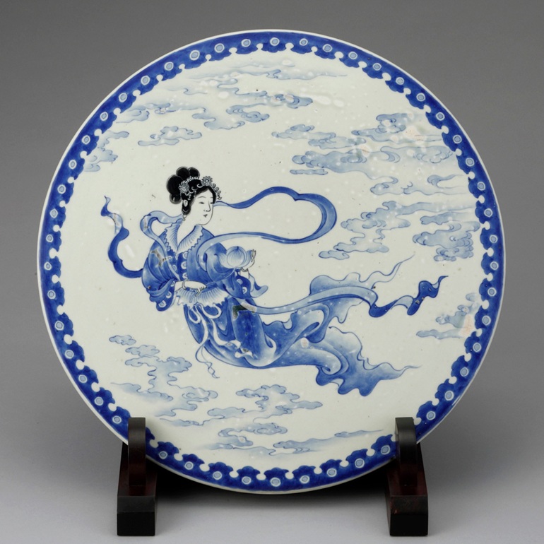 井出金作《釉下彩天女図陶板》大正時代