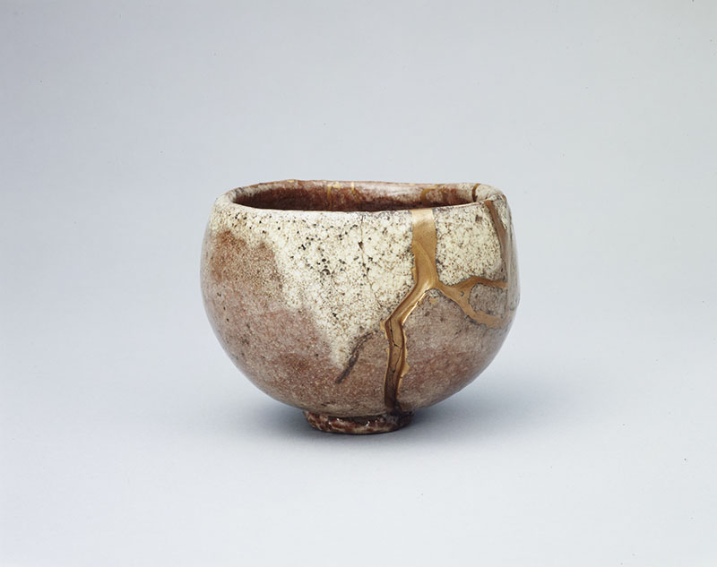 重要文化財 赤楽茶碗 銘 雪峯 本阿弥光悦 荏原 畠山美術館蔵 <通期展示>