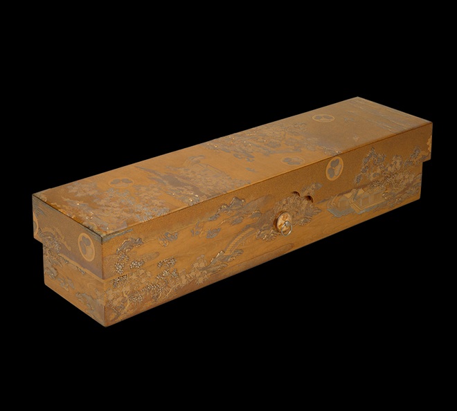 徳川美術館所蔵ⓒ徳川美術館イメージアーカイブ/DNPartcom

国宝　胡蝶蒔絵帯箱こちょうまきえおびばこ
江戸時代・寛永16年（1639）
愛知・徳川美術館蔵
