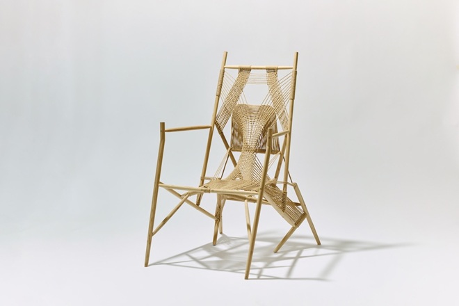 TRICERATOPS
島村 辰弥 SHIMAMURA TATSUYA
椅子｜ホワイトアッシュ、ペーパーコード｜ 80 × 70 × 110 cm