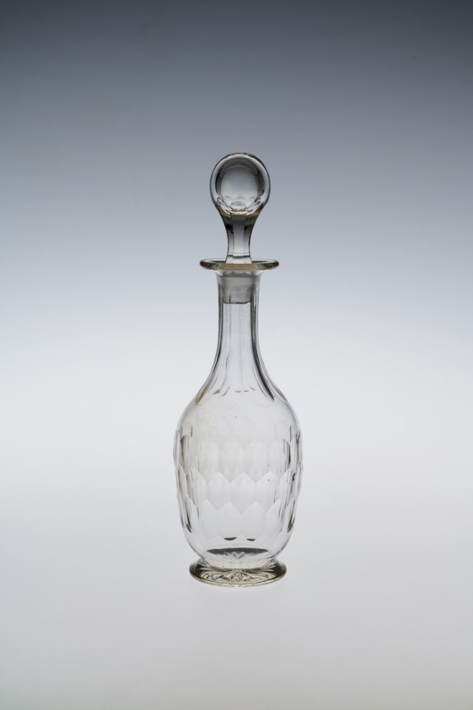 切子ガラス栓付瓶 日本硝子会社製か
明治20年(1887)箱書き