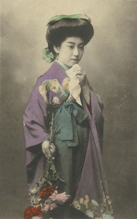 女学生に扮した芸者の絵葉書 明治末~大正初期