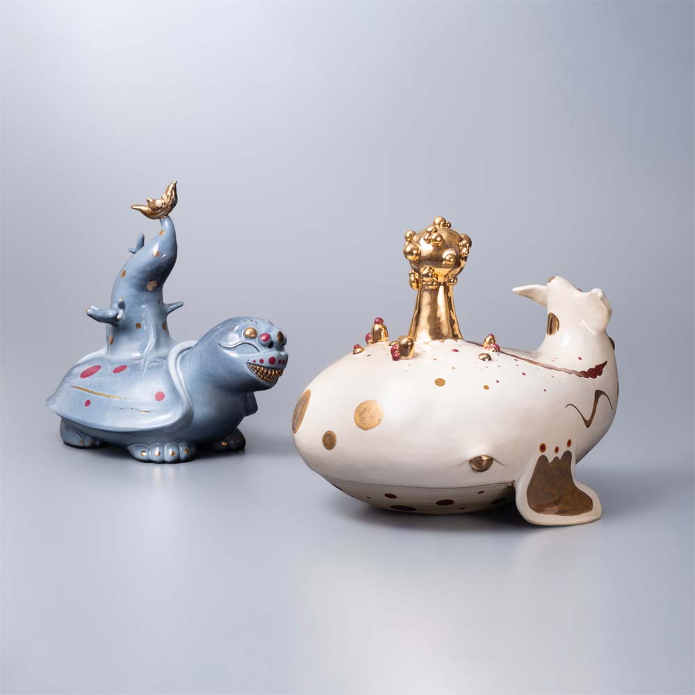 ハ・ミョング（河 明求）
（左から）
「Dreamland」33×23×h33cm、
「Happy whale」35×30×h39cm