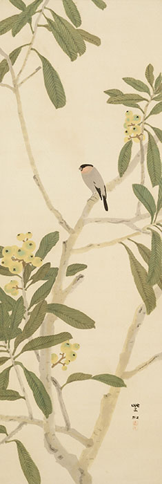 今村紫紅《枇杷ニ鷽》絹本着色・一幅　大正2年（1913）　120.9×41.3cm　横浜美術館