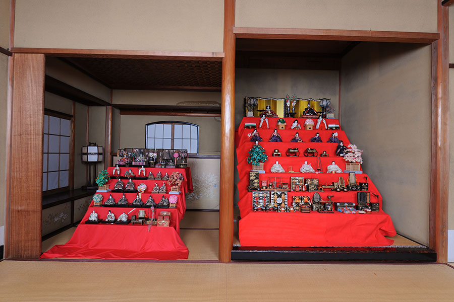 雛段飾り　明治～昭和時代